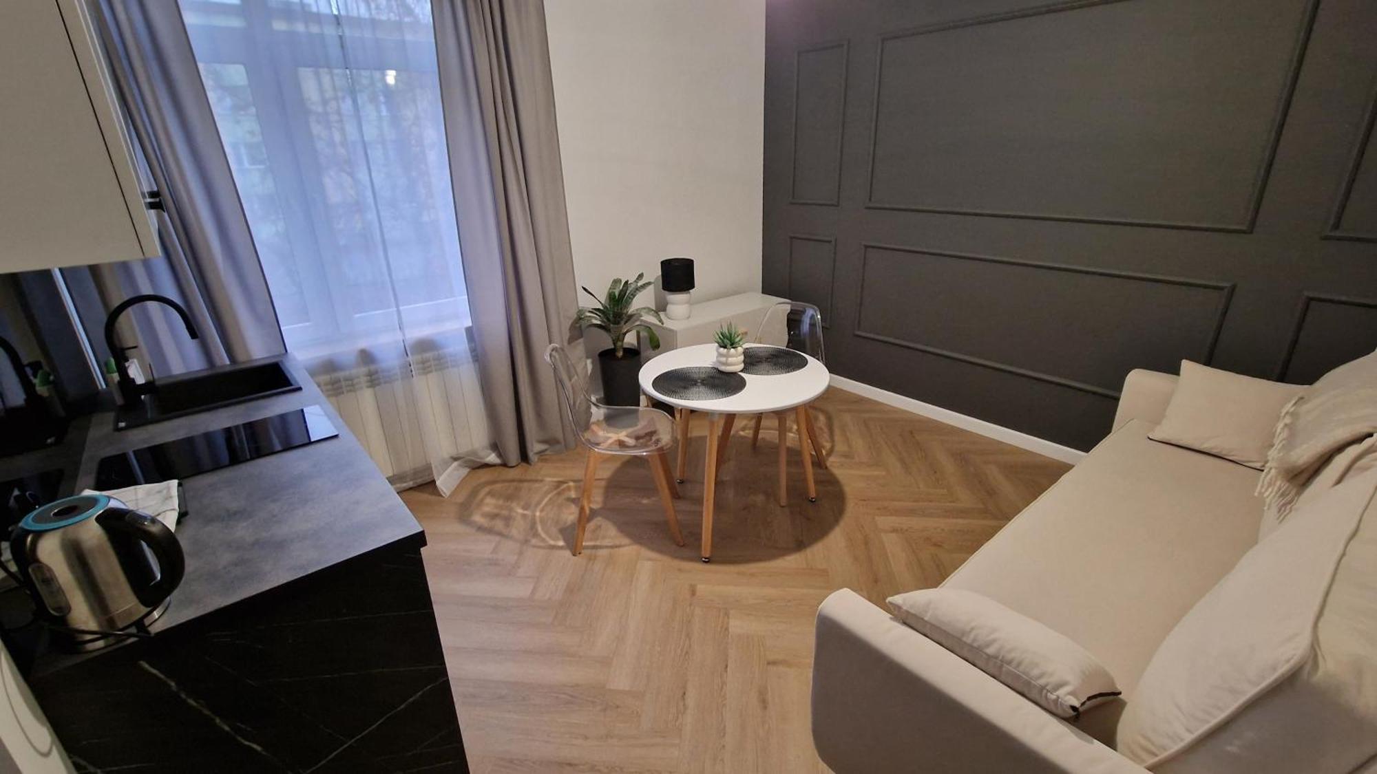 Brama Lwowska Apartamenty - Wiecej Na Www,Bramalwowska,Pl Zamość Exterior photo